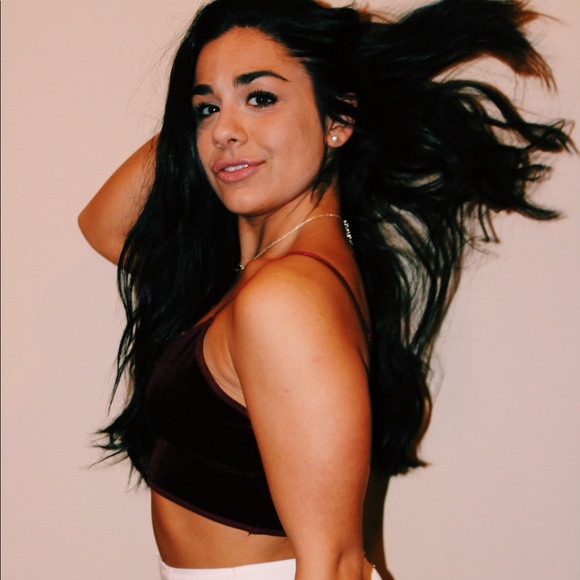 Maroon velvet bralette - Picture 2 of 2